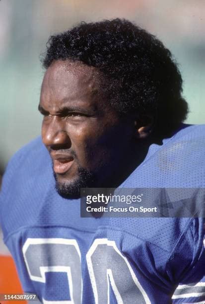 144 Detroit Lions Billy Sims Photos And High Res Pictures Getty Images