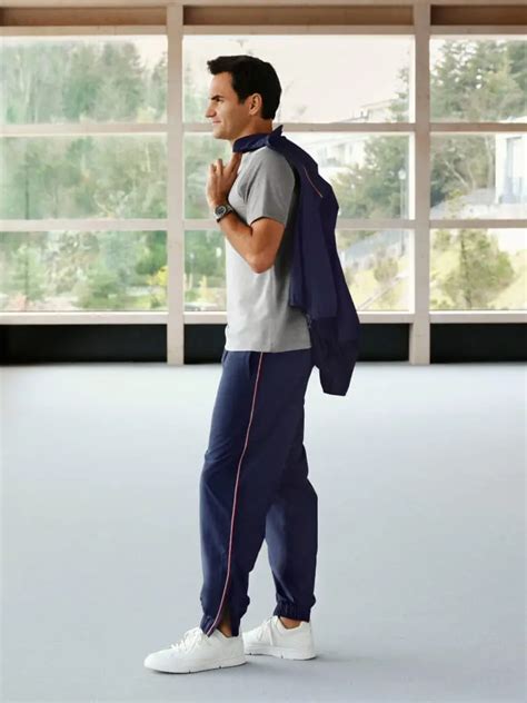 Descubre La Colecci N Roger Federer By Jw Anderson De Uniqlo Highxtar