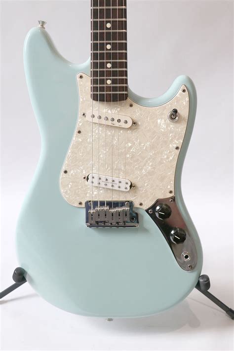 fender cyclone usa   guitar colonel