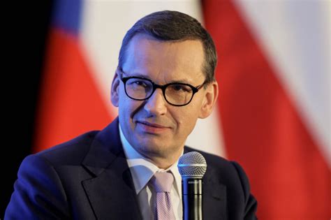 Premier Morawiecki Komisja Europejska Dzia A Zbyt Wolno