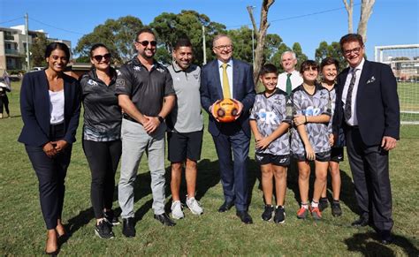 Prime Minister visits Peakhurst Park | St George & Sutherland Shire ...