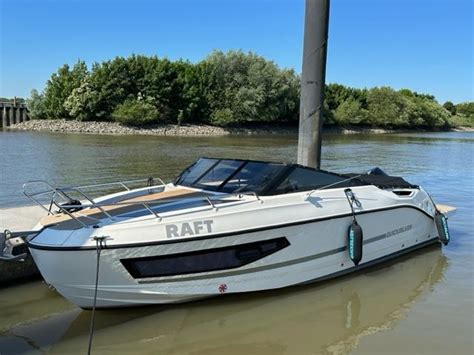 Quicksilver Activ 755 Cruiser Mit 175 PS 2022 7m Schleswig