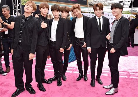 Rm สารภาพว่า Bbma ได้รับการปฏิบัติอย่างไร Btsบีทีเอส แตกต่างเพราะอาร์