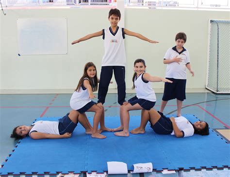 Atividades circenses na Educação Física Escola Espaço Educar