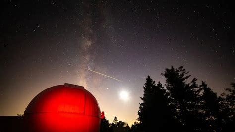 How to Photograph the Perseid Meteor Shower - 42West