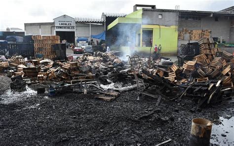 Se Registra Incendio En La Central De Abasto De Toluca El Sol De