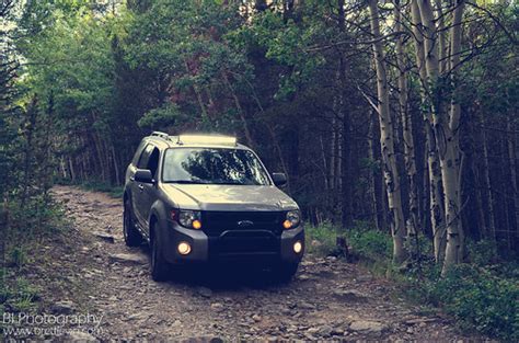 08 Ford Escape Limited Off Road Off Roading With My Awesom Flickr