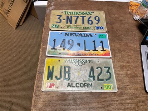 Great Patina Rustic Lot Of Different States License Plates Tenn Miss