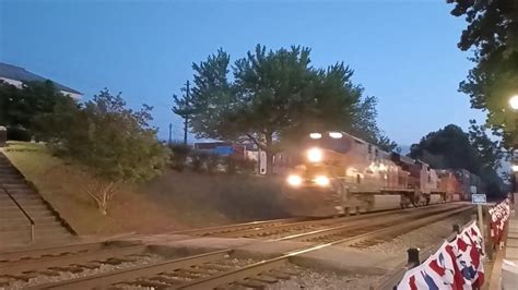 Aggressive NS 240 Leaders BNSF Warbonnet 712 Trailing BNSF 7365