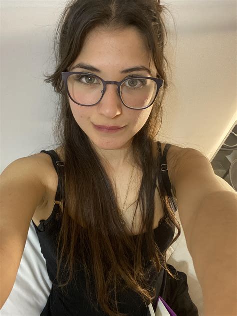 629 best Cute 18 images on Pholder | Selfie, Am I Hot SFW and Seniorkitties