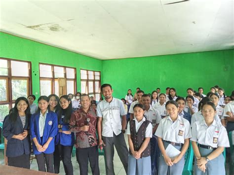 Promosi Kampus Stipas St Sirilus Ruteng Di Sman Anam Kecamatan