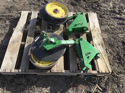 John Deere Fertilizer Openers BigIron Auctions