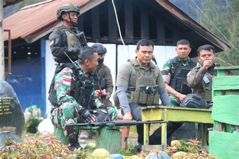 Sinergitas TNI Polri Satgas 303 Satukan Visi Bersama Aparat Keamanan