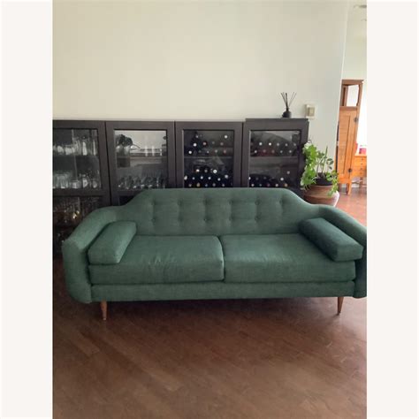 European Style Sofa - AptDeco