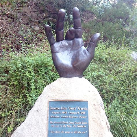 Jerry Garcia Hand Sculpture in Santa Barbara, CA (With Photos)