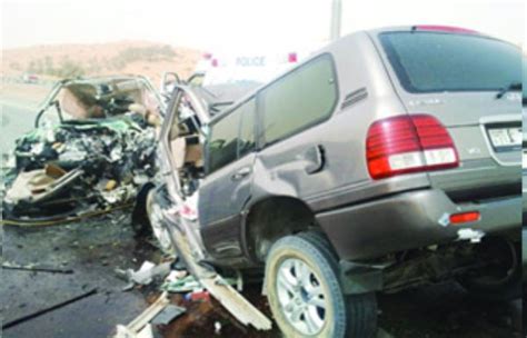 Two Emiratis killed in head-on crash - News - Emirates - Emirates24|7