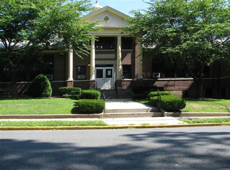 Ridgewood real estate prices are booming as more people move inland 23