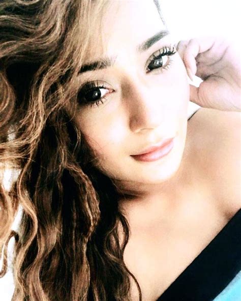 These 15 Stunning Pictures Of Sara Khan Will Blow You Away