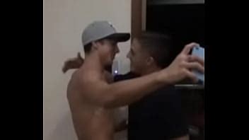 Straight Gay Kiss Videos XVIDEOS