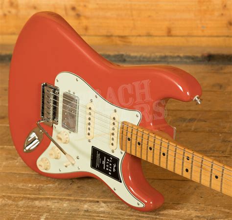 Fender Player Plus Stratocaster HSS Maple Fiesta Red