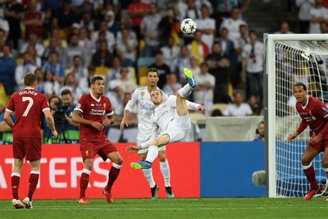 Champions League 2018 Gareth Bales Bicycle Kick Will Make You Scream