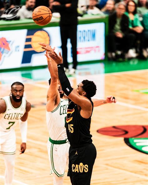 Mitchell Notches 29 As Cavs Trash Celtics 118 94 To Tie Series 7sport