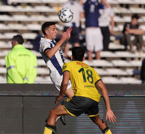 Talleres Empató Con Defensa Y Justicia Y No Pudo Cortarse Solo En La Cima El Gráfico