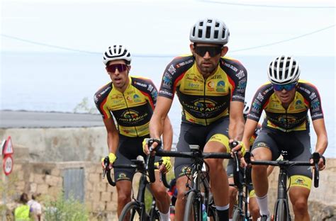 El Loro Parque afronta la Vuelta Ciclista a Tenerife tras dos años de