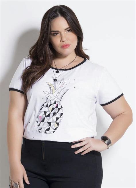 T Shirt Branca Estampa Marguerite Plus Size Marguerite