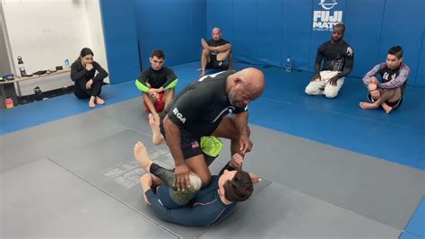 No Gi De La Riva Guard And Dlr Passing Details By Renzo Gracie Black