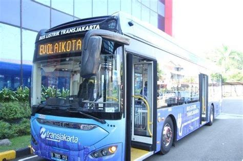 Transjakarta Datangkan Ratusan Bus Listrik Pada Siap Perluas