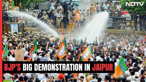 Bjp Workers Try To Surround Rajasthan Secretariat Cops Use Water