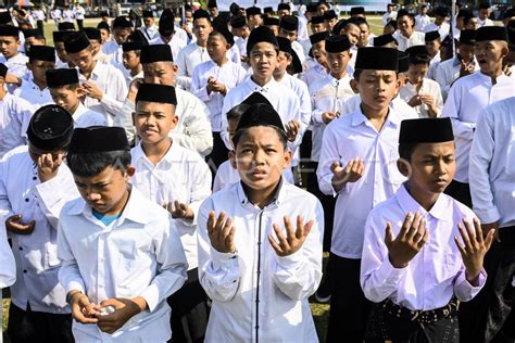 Peringatan Hari Santri Nasional 2024 Di Tangerang ANTARA Foto