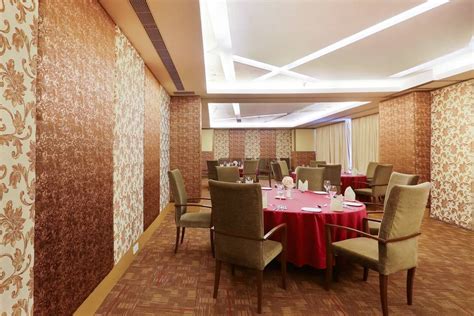 E Hotel Venue Royapettah Weddingwire In