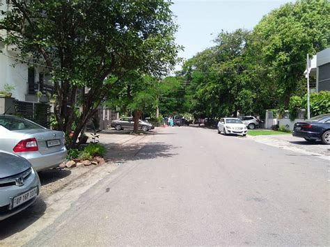 Hauz Khas Enclave New Delhi Map Property Rates Projects Photos