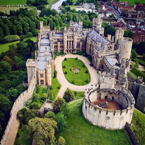 Arundel Castle West Sussex England Castles Beautiful Castles