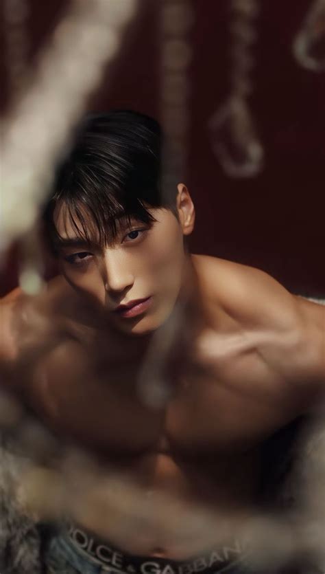 Choi San 최산 Sans cute Hot korean guys Kpop guys