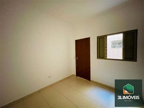 Casa para alugar Santa Rita Três Lagoas 120m² 3 quartos 2 vagas