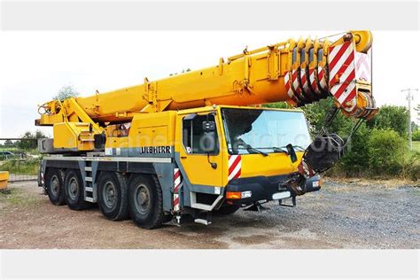 All Terrain Mobile Crane Liebherr LTM1080 Look On The Map Using Crane