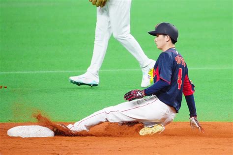 侍j栗山監督、2戦連続で盗塁王に代走 3回に山田→周東豪華采配に球場どよめき Full Count