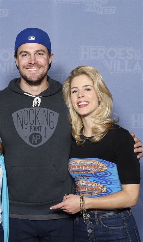 Emily Bett Rickards And Stephen Amell At Hvff Atlanta Stephen Amell