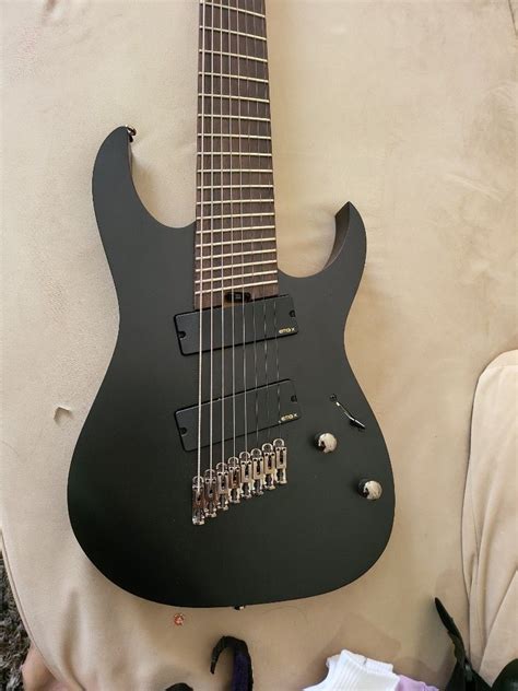 Ibanez 8 String Fanned Fret With Emg Pickup Hobbies And Toys Music