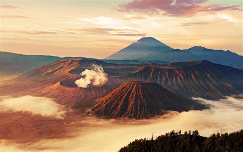 Mount Bromo Wallpaper Hd Nature Wallpapers K Wallpapers Images