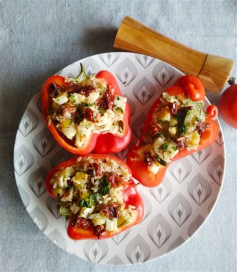 Przepis Papryka Nadziewana Serem Halloumi Przepis Gotujmy Pl