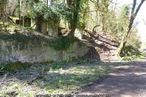 Remains Of A Building Philip Halling Cc By Sa Geograph Britain