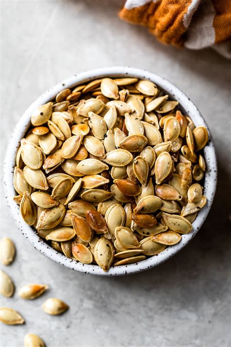 Roasted Pumpkin Seeds Skinnytaste Nature S Gateway