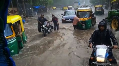 Weather Forecast Today Imd Alert Heavy Rainfall In Maharashtra Gujarat