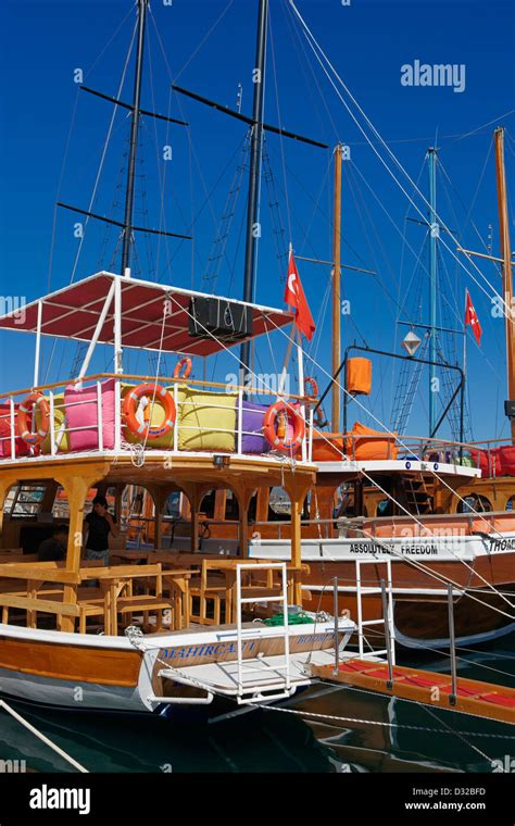 Traditional Turkish gulets moored in Turgutreis marina. Turgutreis ...