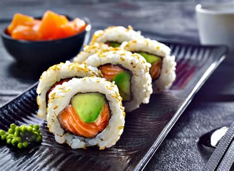 Makis De Salm N Ahumado Y Aguacate Ahumados Dom Nguez