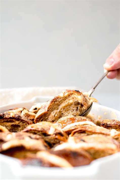 Hot Cross Bun Pudding Eatnik